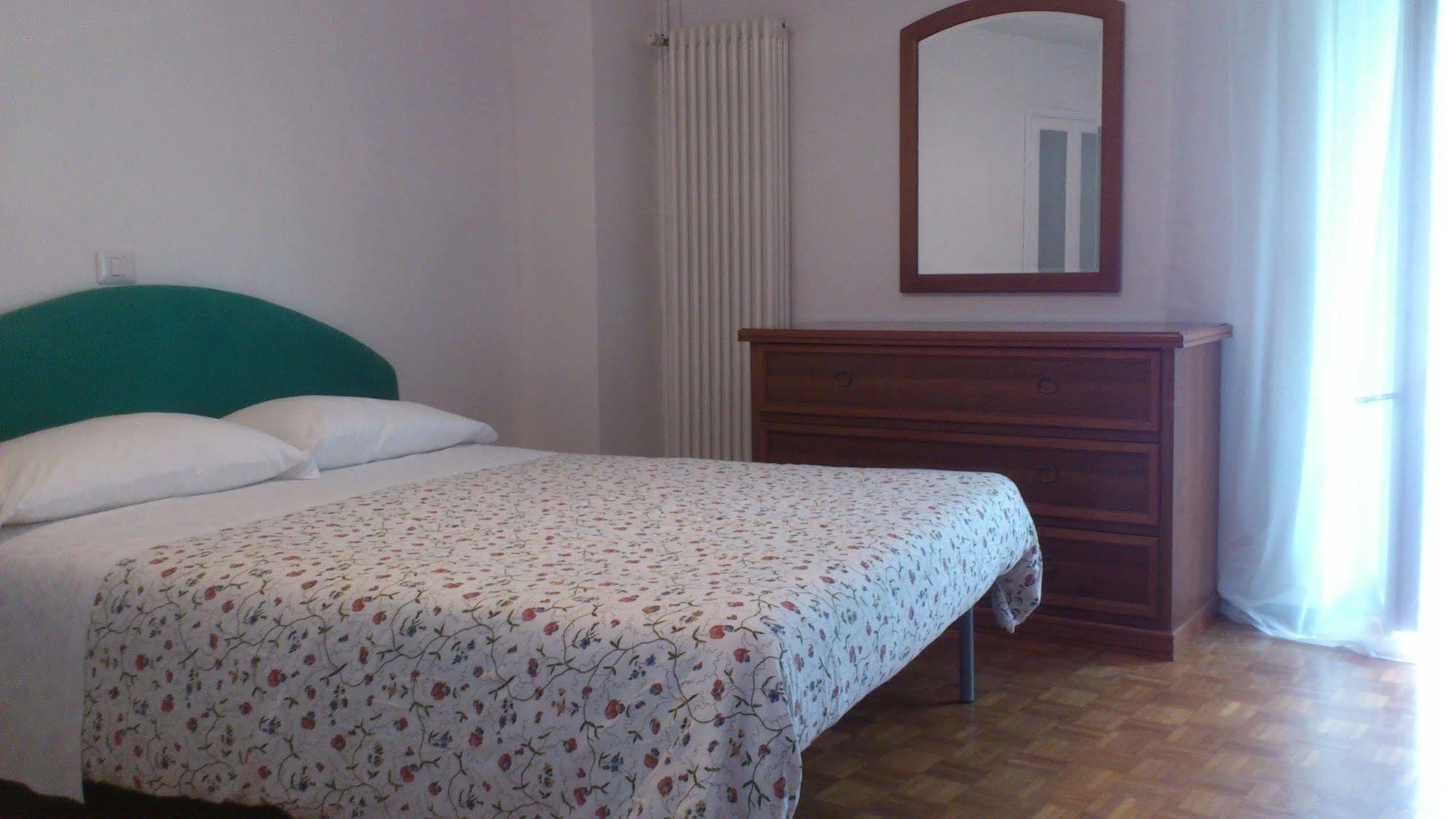 La Turr De Mezz Hotel Несо Екстериор снимка