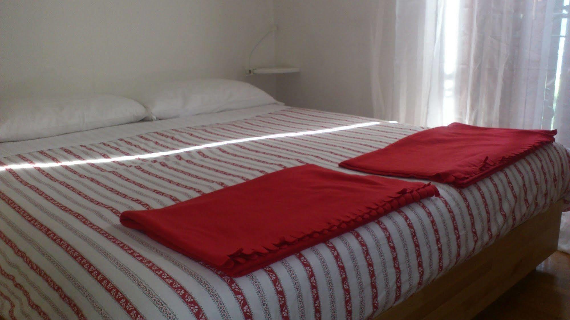 La Turr De Mezz Hotel Несо Екстериор снимка